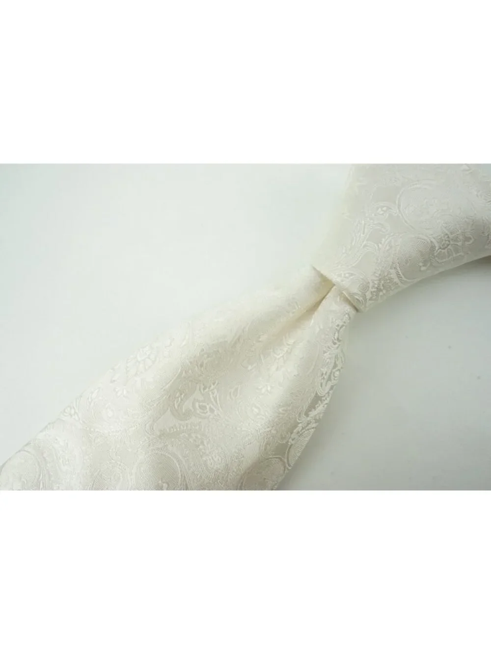 Eton Eggshell White Jumbo Paisley 100% Silk Tie Brand New With Tags